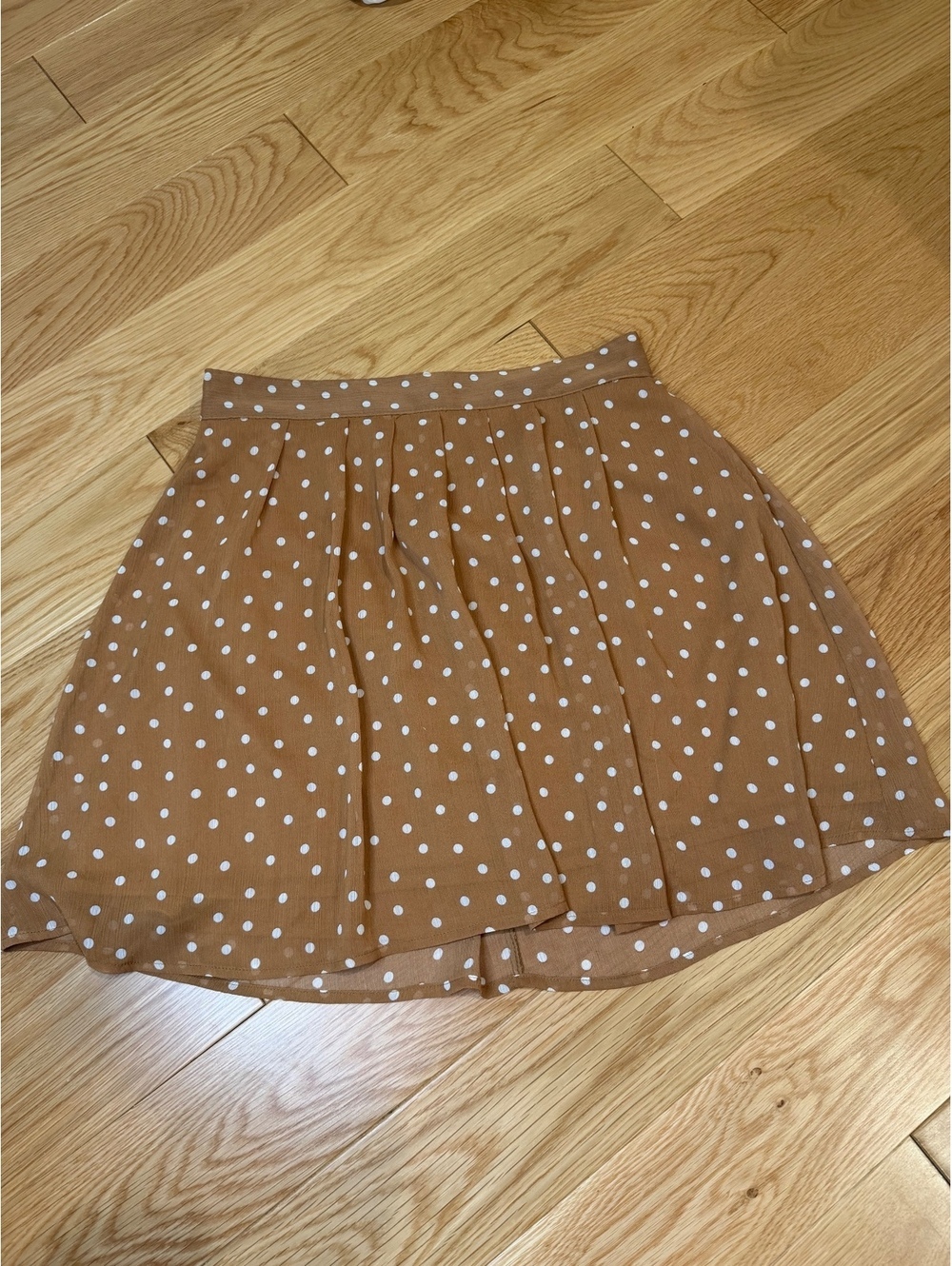 Old Navy Brown and White Polka Dot Pleated Polka Dot Mini Skirt